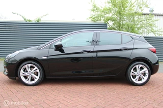 Opel Astra Opel Astra 1.2 Edition 130 PK, Stoel/stuur verwarming, Pdc voor/achter + camera, Donkerglas, 17 Inch Lmv, App connect, Comfort stoelen, Digitaal dashboard, Navi, Cruise, Clima. - afbeelding nr 3