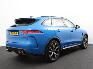 Jaguar F-PACE Jaguar F-PACE 5.0 V8 AWD SVR 551 pk Panorama dak | Meridian sound | Premium Pack | Light Pack | ACC | Leder | ADS |360 Camera - afbeelding nr 6