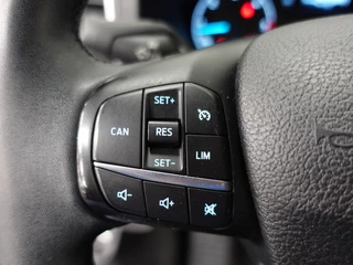 Ford Transit Custom Ford Transit Custom 300 2.0 TDCI L2H1 Limited Dubbele cabine Navigatie Airco 2x Schuifdeuren Trekhaak Parkeersenoren Carplay Trekhaak - afbeelding nr 11