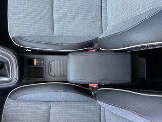 Renault Clio Renault Clio 1.0 TCe 90 Techno Camera 360 Adaptive Cruise Groot Scherm - afbeelding nr 20