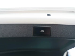 Škoda Octavia Skoda Octavia Combi 1.5 TSI DSG 150pk Sport Business | Panoramadak | Full LED | Carplay | Virtual cockpit - afbeelding nr 45