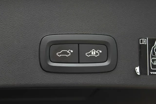 Volvo XC40 Volvo XC40 T4 Recharge R-Design | Parkeercamera | Stoelverwarming | Leder | Trekhaak | Glossy Black | Keyless - afbeelding nr 50