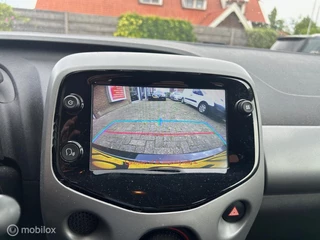 Toyota Aygo Toyota Aygo 1.0 VVT-i x-play Automaat Automaat Camera apple carplay - afbeelding nr 7