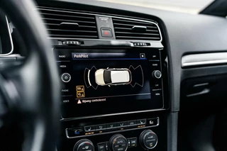 Volkswagen Golf Volkswagen Golf 2.0 TSI 4Motion R Pano Camera ACC - afbeelding nr 27