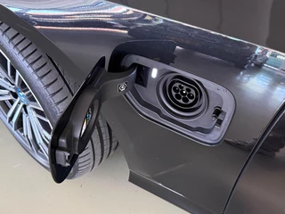 BMW 3 Serie BMW 3-serie Touring 330e 293pk M-Sport High Executive | Laser LED | Carplay | Adaptive cruise | Trekhaak - afbeelding nr 42