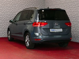 Volkswagen Touran Volkswagen Touran 1.5 TSI 150PK 7P CARPLAY NAVI CAMERA LED ELEK.KLEP VIR.COCKPIT DODE.HOEK DET. STOELVERW KEYLESS 7P 7PERS 11/2024 