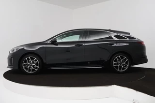 Kia ProCeed Kia ProCeed 1.5 T-GDI GT-PlusLine (PANORAMADAK, STOEL/STUUR VERWARMING, NAVI, ACHTERUITRIJCAMERA, ELEKTR STOELEN) - afbeelding nr 2
