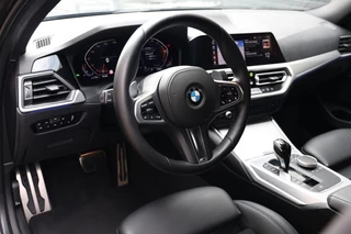 BMW 3 Serie BMW 3 Serie 318i M-Sport Automaat NAP/Schuifdak/19inch/Cam/Sfeerverl - afbeelding nr 21