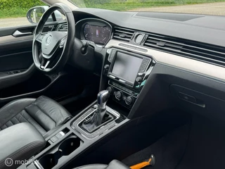 Volkswagen Passat Volkswagen Passat Variant 1.4 TSI GTE DSG LEDER/PANO/AIRCO - afbeelding nr 5