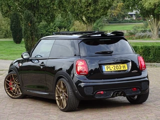 MINI Cooper S MINI Cooper S 2.0 JCW NAP 231PK+ Pano / LED - afbeelding nr 41