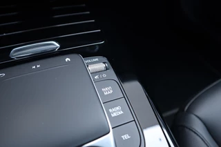 Mercedes-Benz A-Klasse Mercedes-Benz A-Klasse 250 e Luxury Sfeer verlichting / Widescreen / Camera / Carplay / - afbeelding nr 36