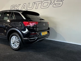 Volkswagen T-Roc Volkswagen T-Roc 1.5 TSI STYLE BNS RIJKLAAR l ACC l CLIMA l CAMERA l LMV l - afbeelding nr 11
