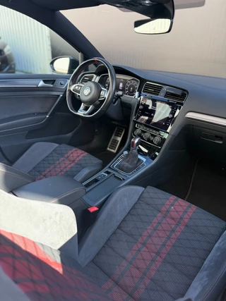 Volkswagen Golf Volkswagen GOLF 2.0 TSI GTI TCR AKRA/PANO/CAMERA/ACC/MATRIX - afbeelding nr 22