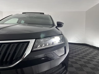 Škoda Karoq Škoda Karoq 1.5 TSI ACT Business Edition Aut. *PANO | 1/2LEATHER | FULL-LED | NAVI-FULLMAP | KEYLESS | COMFORT-SEATS | CAMERA | DAB+ | ECC | PDC | CRUISE | 18''ALU | TOWBAR* - afbeelding nr 27
