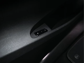 Polestar 2 (INCL-BTW) *PANO | DIGI-COCKPIT | HARMAN/KARDON-SOUND | FULL-LED | SURROUND-VIEW | BLIND-SPOT |  KEYLESS | MEMORY-PACK | ADAPTIVE-CRUISE | SPORT-SEATS | 20