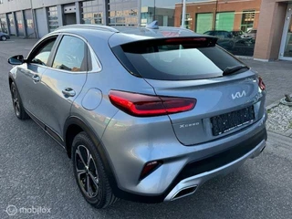 Kia XCeed XCeed 1.6  PHEV DynamicPlusLine 55 km Volledig electrisch rijden hierna Hybride , Navigatie , Camera , Parkeerhulp , Stoel en stuur verwarming  , Keyless entry , 18 inch Velgen , - afbeelding nr 3