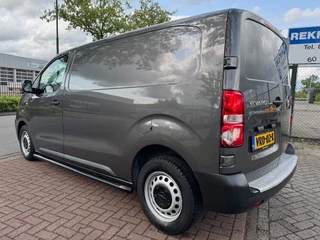 Opel Vivaro Opel Vivaro 2.0 CDTI 145pk L2 H1 Edition 3Persoons Airco,Cruisecontrol,Navigatie Nette Auto - afbeelding nr 2