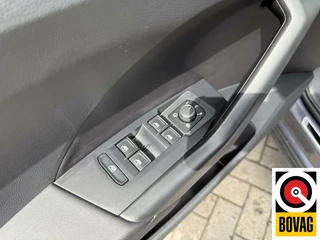 Volkswagen T-Cross Volkswagen T-Cross 1.5 TSI R-Line Business 150pk Navi, Camera, Carplay, LED, Stoelverwarming - afbeelding nr 32