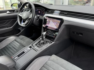 Volkswagen Passat Volkswagen Passat 1.4 TSI PHEV GTE SOH96%|Pano|Trekhaak|360Cam|DCC|Leer/Alc|Matrix|Ad.cruise - afbeelding nr 24