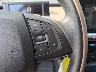 Citroën C4 Cactus Citroen C4 Cactus 1.2 PureTech NAVI / LEDER / CAMERA / TREKHAAK - afbeelding nr 17