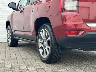 Jeep Compass Jeep Compass 2.0 Limited Automaat LPG G3 Camera Leder Navigatie Trekhaak Dakdragers Cruise - afbeelding nr 40