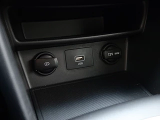 Hyundai Kona Hyundai Kona 1.6 GDI HEV Comfort | Hybride | Trekhaak | Camera - afbeelding nr 38