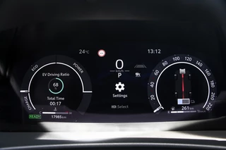 Toyota C-HR Toyota C-HR 1.8 Hybrid 140 First Edition | Camera | Adaptive Cruise - afbeelding nr 26