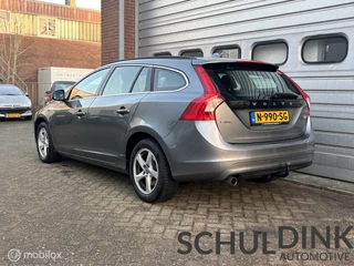 Volvo V60 Volvo V60 2.0 CRUISE CONTROLE| ZEER GOED ONDERHOUDEN|TREKHAAK - afbeelding nr 4