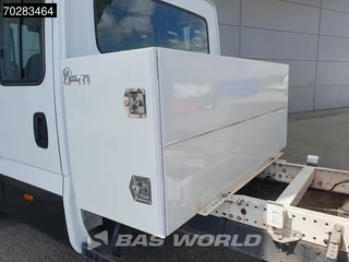 Iveco Daily Iveco Daily 35C16 3.0L Special Edition Kipper met Kist Dubbel Cabine Dubbellucht 3,5t Trekhaak Airco Cruise Euro6 Tipper Benne Kieper 2m3 Airco Trekhaak Cruise control - afbeelding nr 8