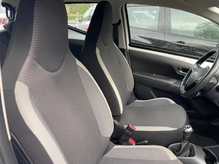 Toyota Aygo Toyota Aygo 1.0 VVT-I X-PLAY / AIRCO / CAMERA / NAVI / BLUETOOTH - afbeelding nr 7
