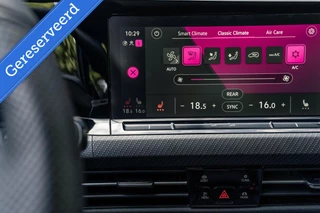 Volkswagen Golf Volkswagen Golf 2.0 TSI R 4Motion Performance Akrapovic HUD - afbeelding nr 38