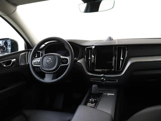 Volvo XC60 Volvo XC60 T6 AWD Ultimate Dark | Luchtvering | Trekhaak | Panoramadak | - afbeelding nr 10