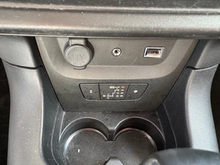 Citroën C3 Citroën C3 1.2 PT SHINE AUTOMAAT TWO TONE + ECC/APPLE CP/CAMERA/LMV/NAVI/PD - afbeelding nr 24