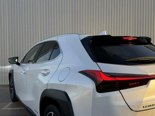 Lexus UX Lexus UX 250h Executive Line|President Pack|NL-Auto - afbeelding nr 45