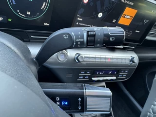 Hyundai Kona Hyundai Kona 1.6 GDI HEV Premium | Direct leverbaar | Navi | cruise control a - afbeelding nr 31