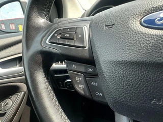 Ford Focus Ford Focus Wagon 1.5 Titanium Navi LED Cruise Climate Stuur/Stoelverwarming Sensoren - afbeelding nr 10