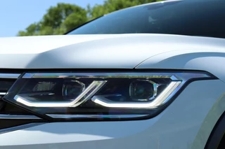 Volkswagen Tiguan Volkswagen Tiguan 1.5 TSI / 2x R-Line / Virtual Cockpit / Camera / Matrix LED / Trekhaak / 20