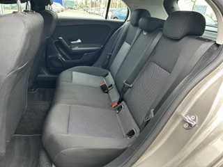 Mercedes-Benz A-Klasse 50% deal 10.975,- ACTIE Widescreen / Stoel verwarming / LED / Camera - afbeelding nr 27