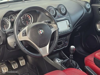 Alfa Romeo MiTo Alfa Romeo MiTo 0.9 TwinAir Exclusive | Leer | Navi | Airco - afbeelding nr 2
