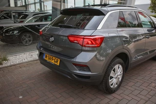 Volkswagen T-Roc Volkswagen T-Roc 1.0 TSI Sport | Pano | - afbeelding nr 24