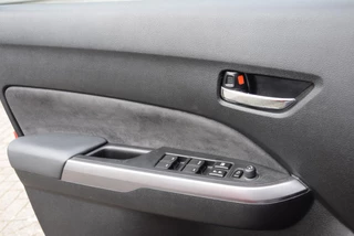 Suzuki Vitara Suzuki Vitara 1.4 Boosterjet AllGrip Stijl | Alcantara/lederen bekleding | Schuif/kanteldak | Trekhaak | - afbeelding nr 18