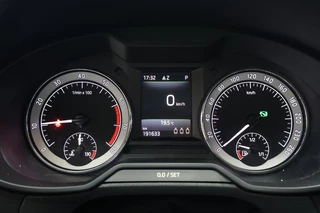 Škoda Octavia Škoda Octavia Combi 1.0 TSI Ambition Business | Panoramadak | Camera | Navi | Leder - afbeelding nr 11