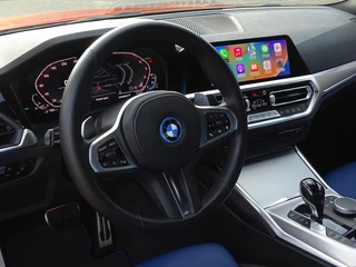 BMW 3 Serie BMW 3 Serie 330e 292PK M-perf. / BMW Individual / 2021 / LED - afbeelding nr 15
