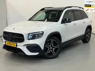 Mercedes-Benz GLB 200 / AMG / NL-auto / Pano / Memory