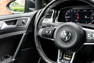 Volkswagen Golf Volkswagen Golf 1.5 TSI R-Line Pano / Camera / ACC - afbeelding nr 11
