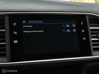 Peugeot 308 PEUGEOT 308 SW 1.2 PURETECH ACTIVE/CAMERA/PANO/LED/DIGITALE TELLER/CARPLAY - afbeelding nr 31