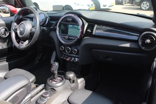 MINI Cooper Cabrio MINI Cooper Cabrio Mini 2.0 John Works Chili / Full options / Camera / JCW Package / Head-up display / DAB / Harman Kardon - afbeelding nr 11