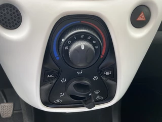 Citroën C1 Citroën C1 1.0 VTi Feel | Apple Car-play | Camera | Airco | - afbeelding nr 16