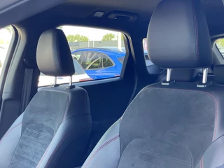 Ford Kuga Ford Kuga 2.5 PHEV ST-Line X 225pk | Driver Assistance Pack | Technology Pack | Winterpack | Wegklapbare Trekhaak | 1.500 kg Trekgewicht - afbeelding nr 33