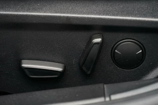 Ford Focus Ford Focus 1.0 EcoBoost Titanium Business, pano, stoelverw. - afbeelding nr 6